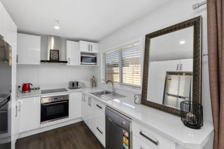 Photo of property in 6c Petherick Street, Taita, Lower Hutt, 5011