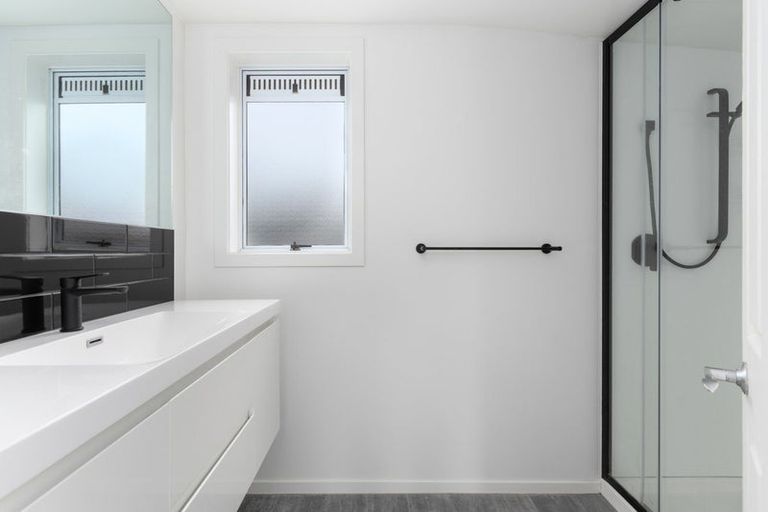 Photo of property in 22 Seymour Street, Hornby, Christchurch, 8042