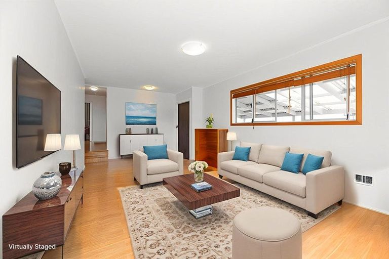 Photo of property in 1/24 Casuarina Road, Half Moon Bay, Auckland, 2012