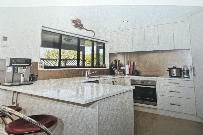 Photo of property in 32a Ashley Street, St Andrews, Hamilton, 3200