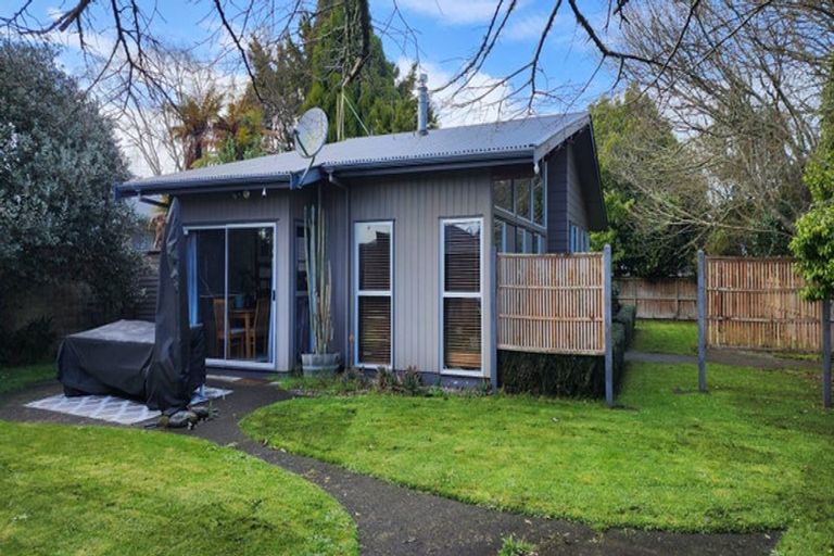 Photo of property in 2 Craig Place, Fairview Downs, Hamilton, 3214