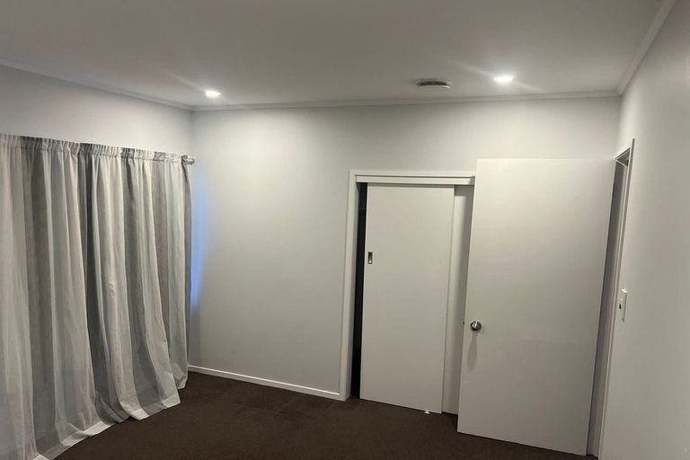 Photo of property in 62 Vandeleur Avenue, Birkdale, Auckland, 0626