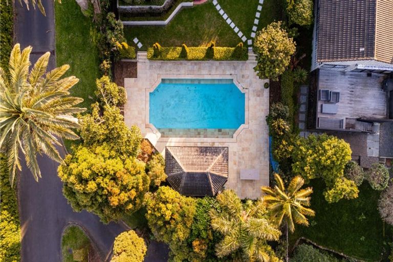 Photo of property in 184 Kohimarama Road, Kohimarama, Auckland, 1071