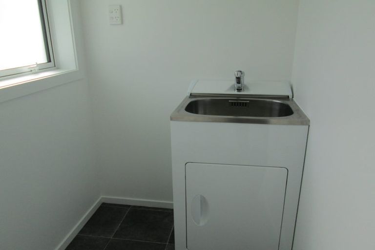 Photo of property in 4 Huia Place, Levin, 5510