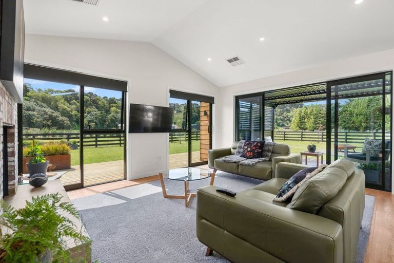 Photo of property in 32 Manukawiri Way, Martinborough, Greytown, 5794