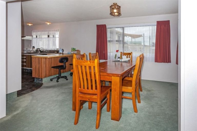 Photo of property in 21 Waimarei Avenue, Paeroa, 3600