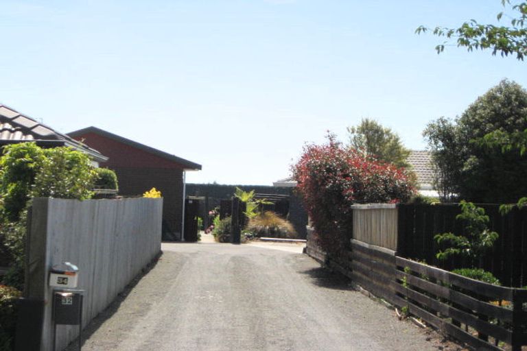 Photo of property in 32 Bicknor Street, Templeton, Christchurch, 8042