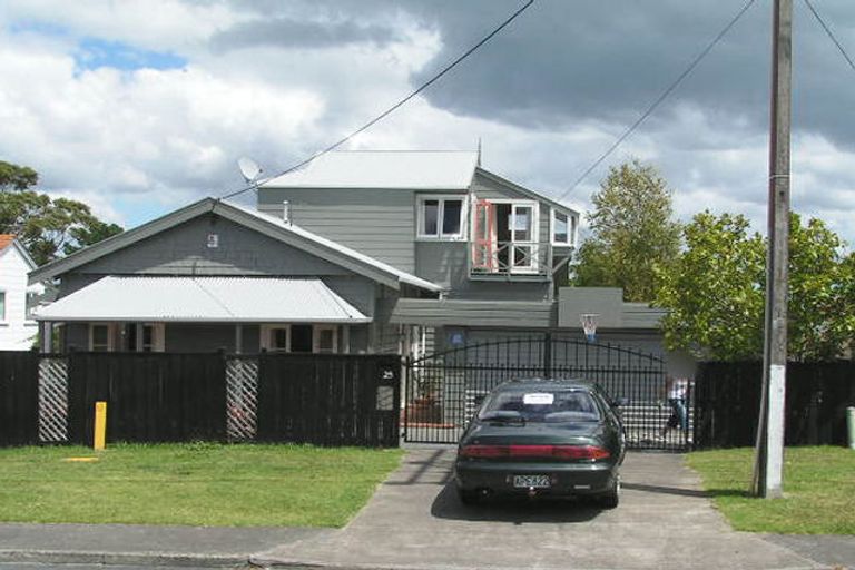 Photo of property in 1/25 Northboro Road, Hauraki, Auckland, 0622