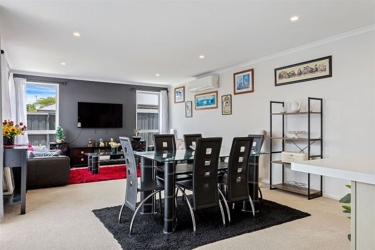 Photo of property in 11 Vildebeest Street, Halswell, Christchurch, 8025