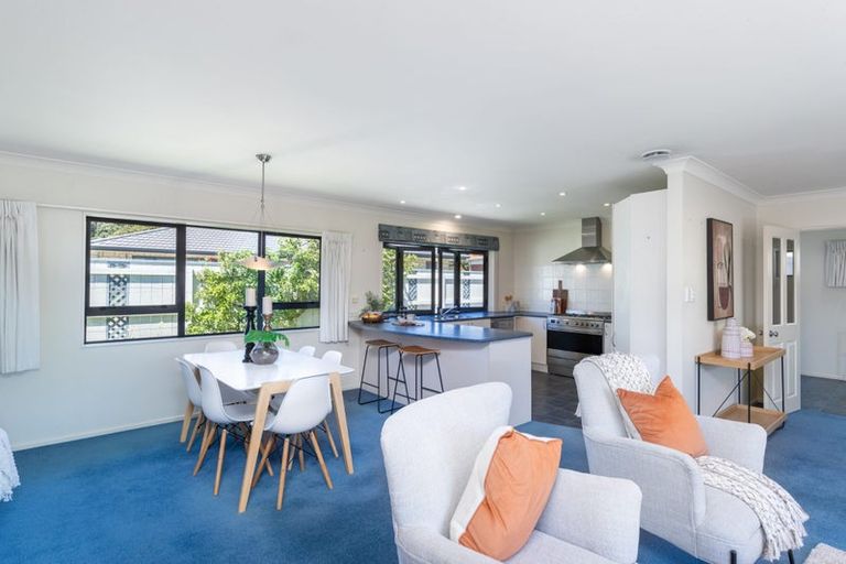 Photo of property in 9a Collingwood Street, Waterloo, Lower Hutt, 5011