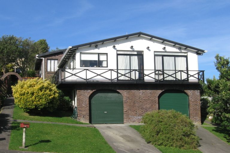 Photo of property in 66b Major Drive, Kelson, Lower Hutt, 5010
