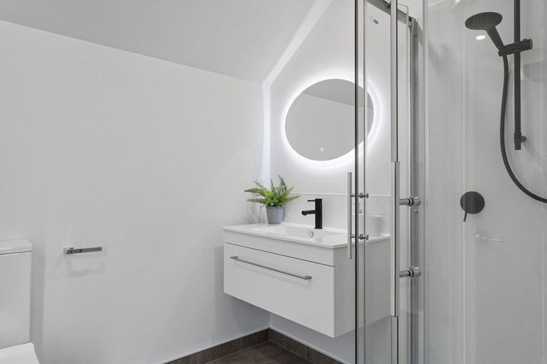 Photo of property in 507 Barbadoes Street, Edgeware, Christchurch, 8013