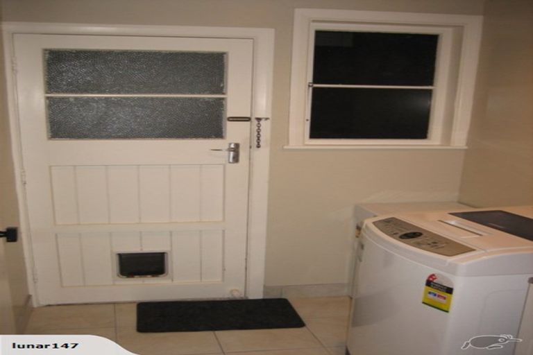 Photo of property in 44 Guthrie Street, Waterloo, Lower Hutt, 5011