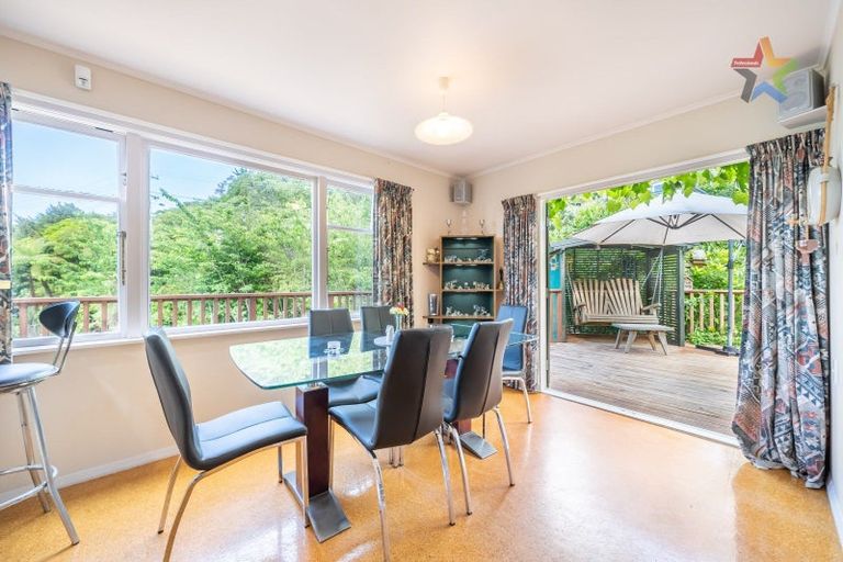 Photo of property in 168 Miromiro Road, Normandale, Lower Hutt, 5010