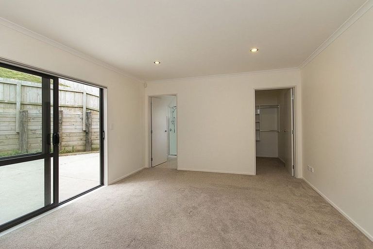 Photo of property in 44 Cape Vista Crescent, Pukekohe, 2120