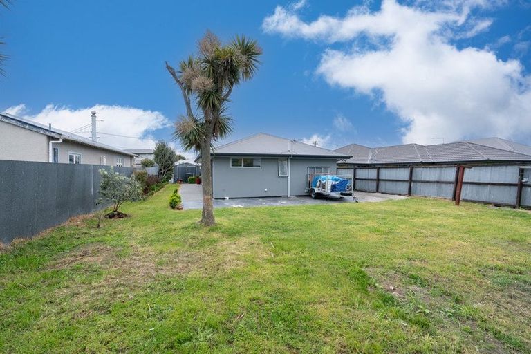 Photo of property in 27 Rookwood Avenue, New Brighton, Christchurch, 8083