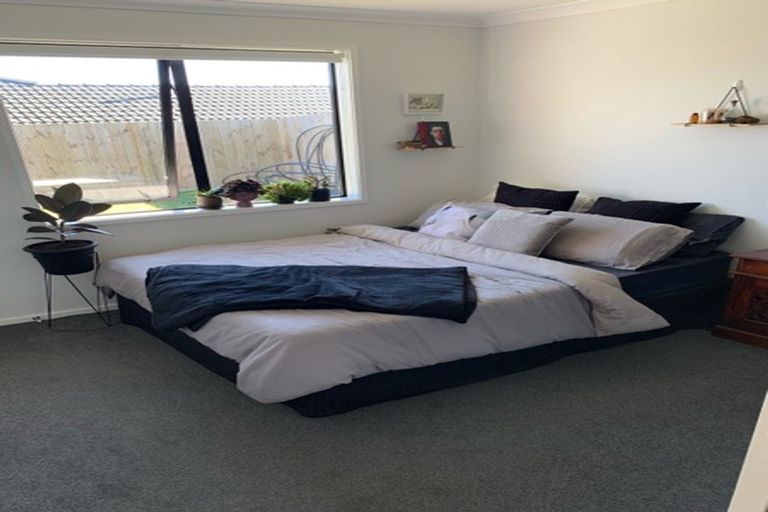 Photo of property in 18 Fearnley Grove, Pyes Pa, Tauranga, 3112