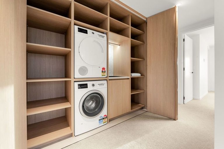 Photo of property in 29 Kauri Point Drive, Rototuna North, 3210