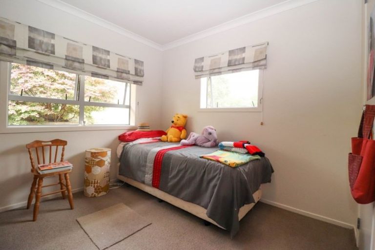 Photo of property in 128 Brunton Crescent, Thames, 3500