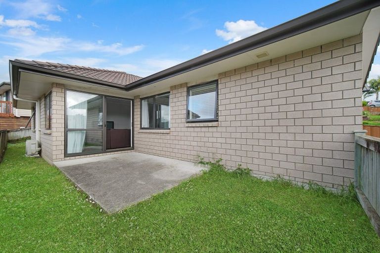 Photo of property in 5a Mcgowan Rise, Tuakau, 2121