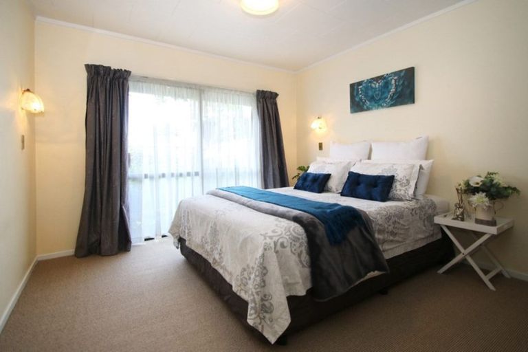 Photo of property in 42 Hibiscus Avenue, Hamilton Lake, Hamilton, 3204