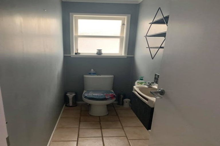 Photo of property in 461 Paremoremo Road, Paremoremo, Auckland, 0632