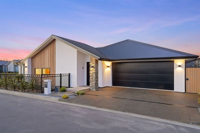 Photo of property in 10 Whitburn Avenue, Halswell, Christchurch, 8025