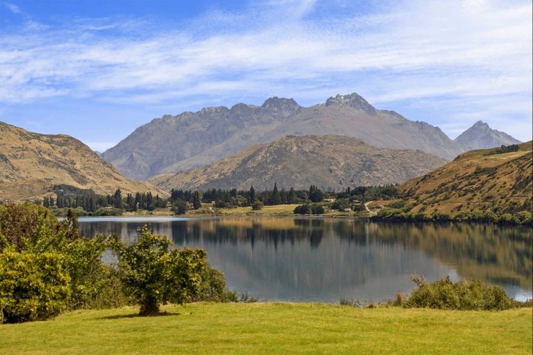 Photo of property in 18 Wilding Road, Lake Hayes, Queenstown, 9371