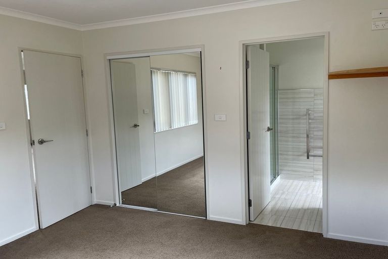 Photo of property in 24 Harrisville Road, Tuakau, 2121