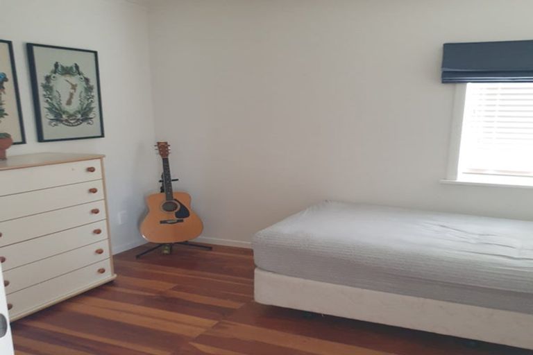 Photo of property in 60 Mclarin Road, Glenbrook, Waiuku, 2681