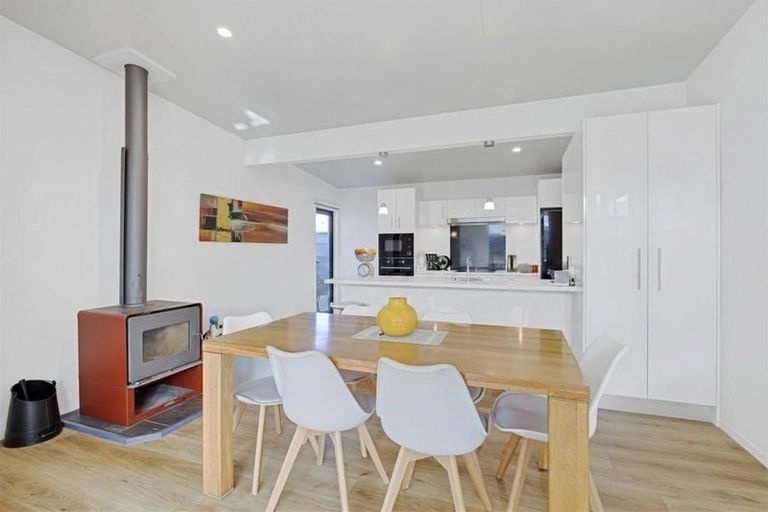 Photo of property in 70a Argyle Street, Hawera, 4610