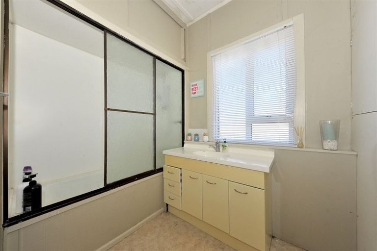 Photo of property in 10 Burwood Road, Burwood, Christchurch, 8083