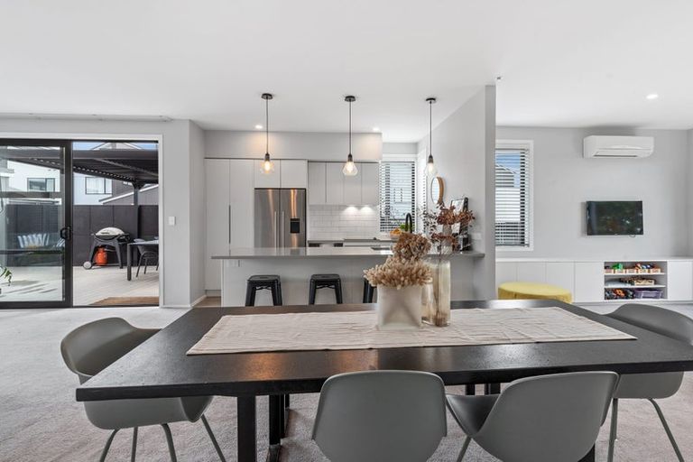 Photo of property in 37 Eyton Kay Road, Hobsonville, Auckland, 0616