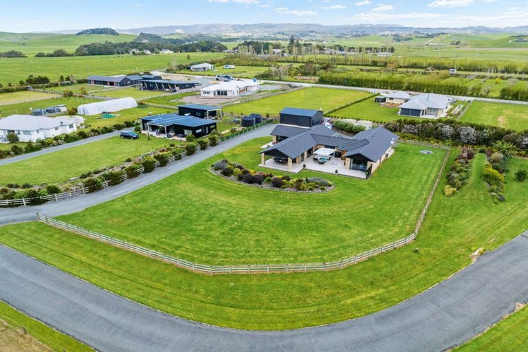 Photo of property in 13 Layci Lane, Waipu, 0582