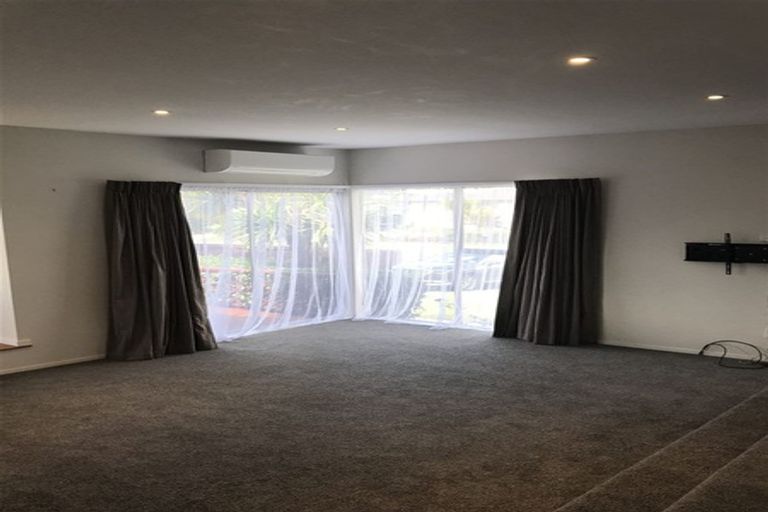 Photo of property in 51 Reelick Avenue, Pakuranga Heights, Auckland, 2010
