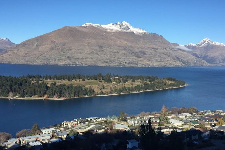 Photo of property in 5/69 Edinburgh Drive, Queenstown, 9300