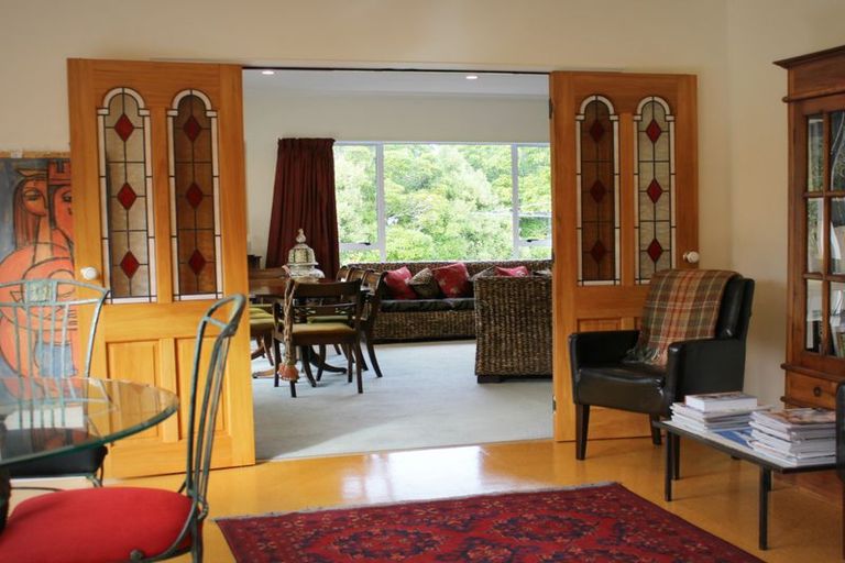 Photo of property in 64 Richmond Road, Carterton, 5713