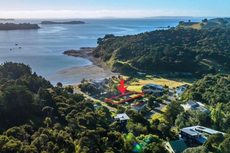 Photo of property in 54 Opahi Bay Road, Mahurangi West, Warkworth, 0983