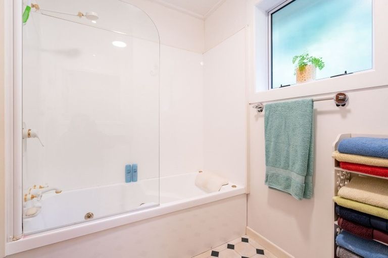 Photo of property in 50b Hocken Street, Kenmure, Dunedin, 9011