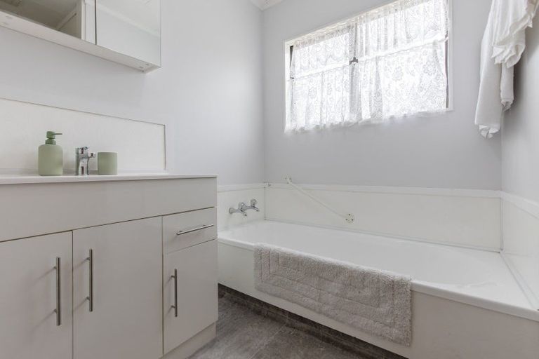 Photo of property in 108 Porangahau Road, Waipukurau, 4200