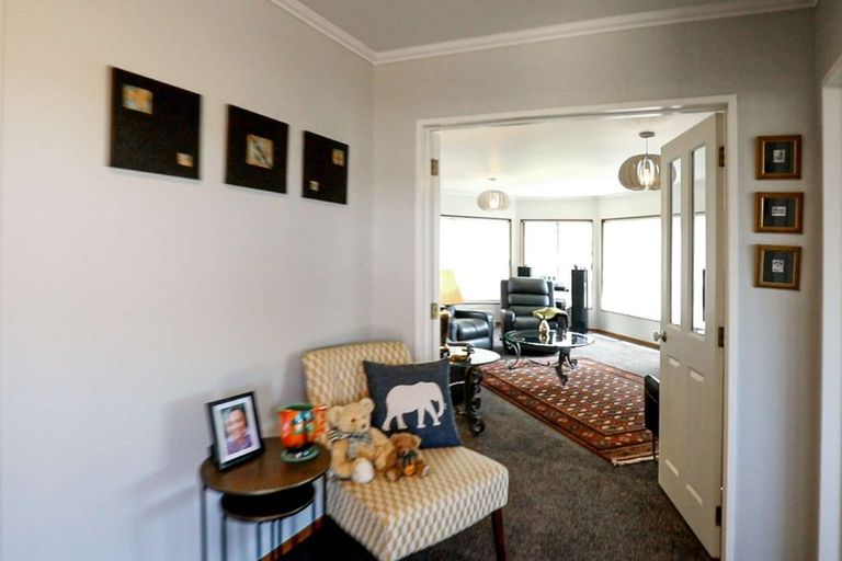 Photo of property in 8 Hoyte Place, Pukehangi, Rotorua, 3015