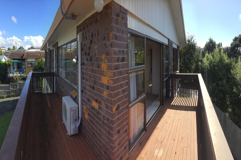 Photo of property in 29a Stanmore Bay Road, Stanmore Bay, Whangaparaoa, 0932