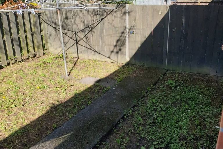 Photo of property in 3/53 Pakuranga Road, Pakuranga, Auckland, 2010