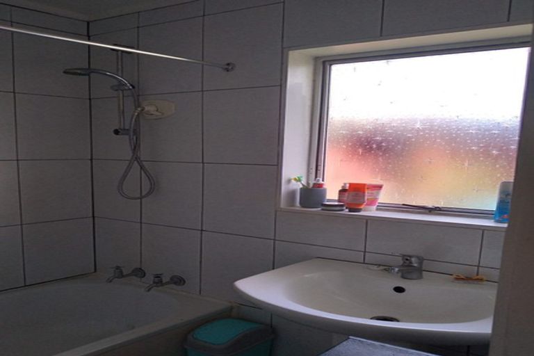 Photo of property in 39a Sikkim Crescent, Clover Park, Auckland, 2019