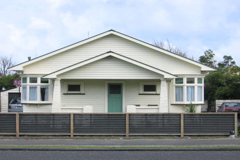 Photo of property in 34 Marne Street, Hokowhitu, Palmerston North, 4410