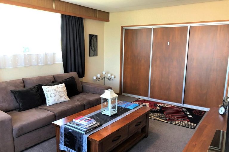 Photo of property in 45 Stamford Street, Balclutha, 9230