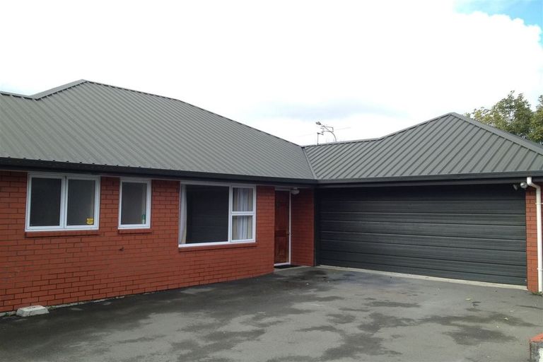 Photo of property in 43 Forfar Street, St Albans, Christchurch, 8014