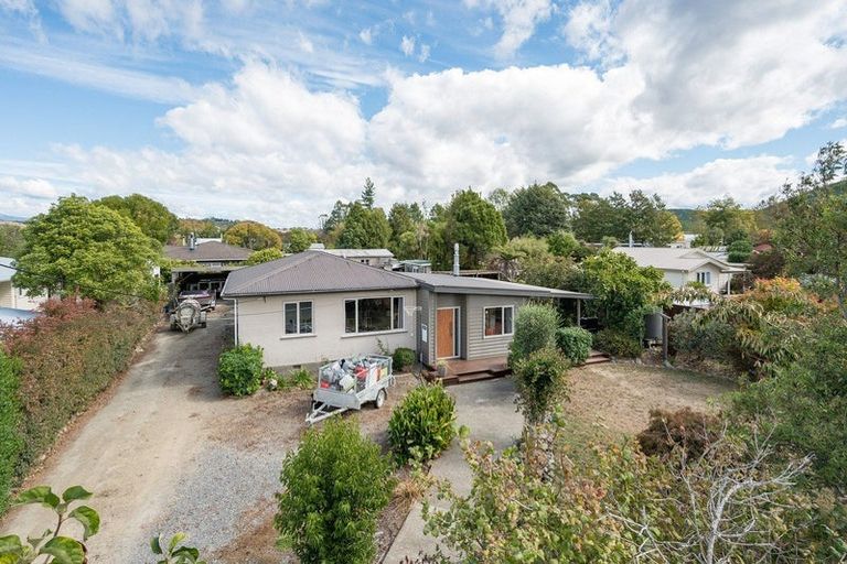 Photo of property in 1 Bird Lane, Wakefield, 7025