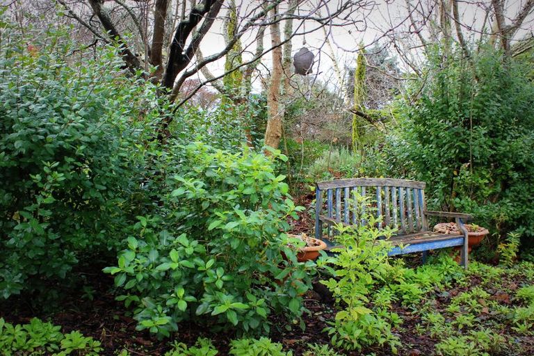 Photo of property in 64 Richmond Road, Carterton, 5713