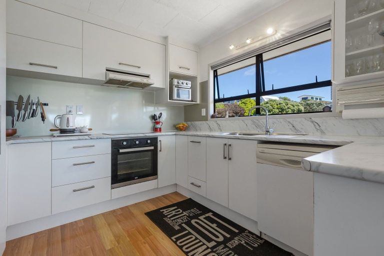 Photo of property in 54 Stratford Drive, Cable Bay, 0420